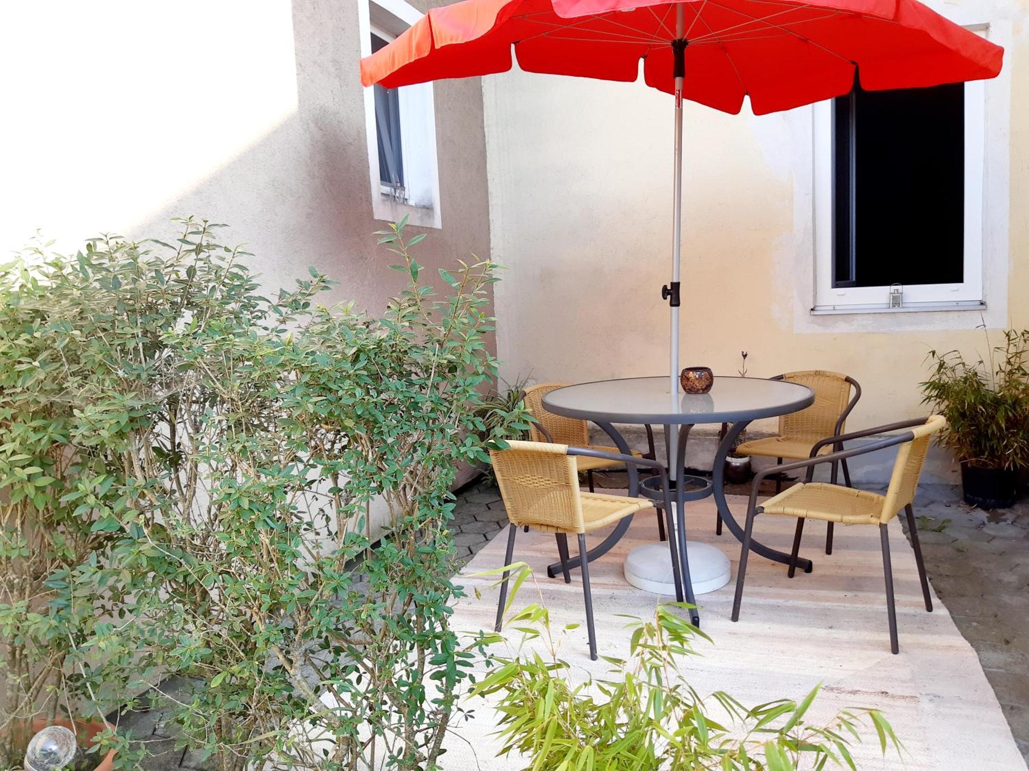 Schoene Altbauwohnung Auf Dem Land Kallham Ngoại thất bức ảnh